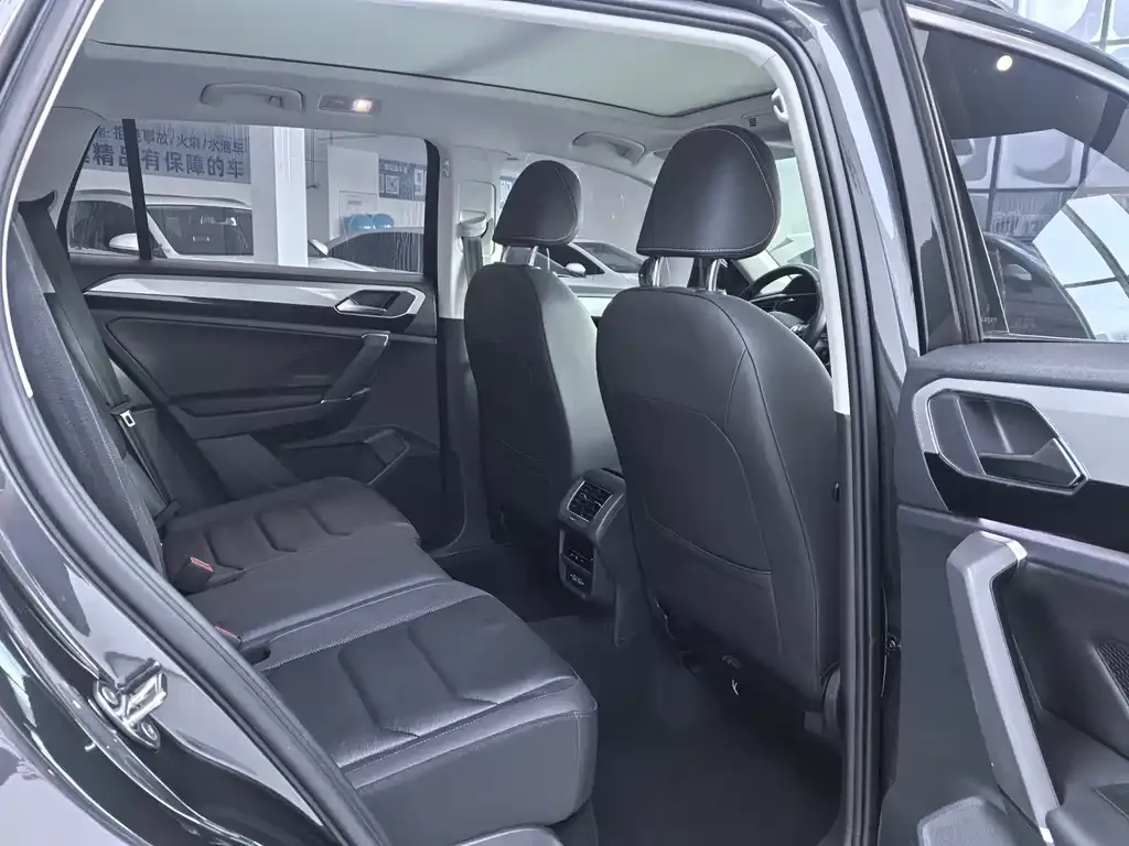 Volkswagen Tayron 2022 из CN, фото 5