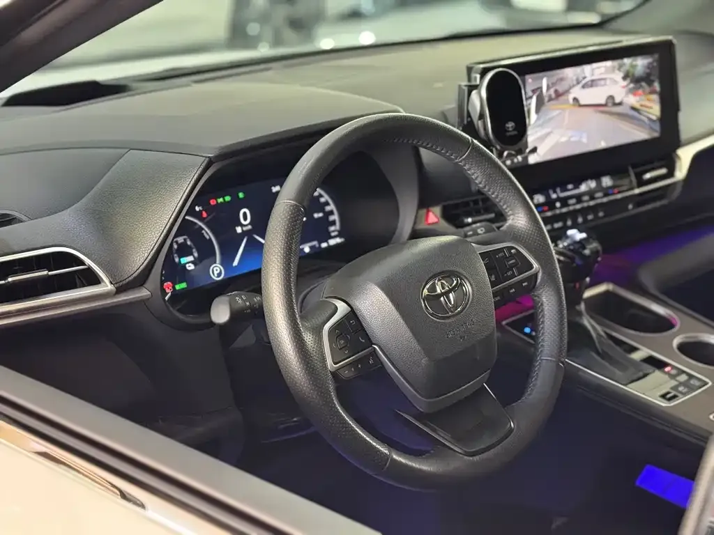 Toyota Granvia 2025 из CN, фото 6