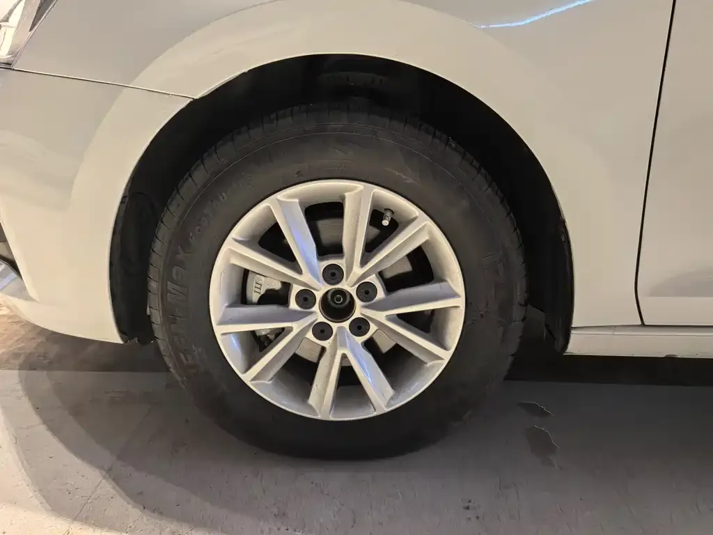 Skoda Rapid 2022 из CN, фото 2