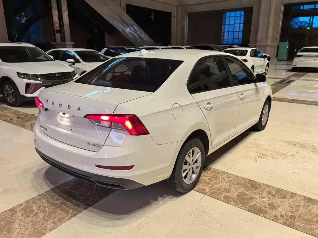 Skoda Rapid 2022 из CN, фото 10