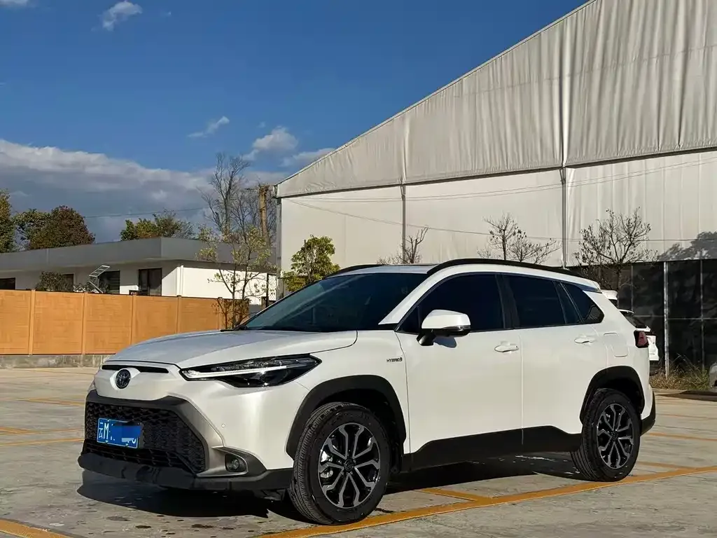 Toyota Frontlander 2023 из CN, фото 1