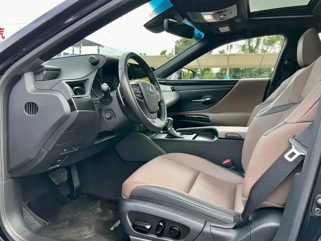 Lexus ES 2024 из CN, фото 5