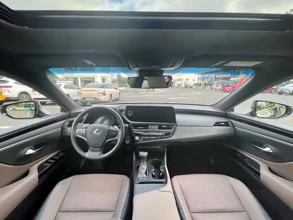 Lexus ES 2024 из CN, фото 7