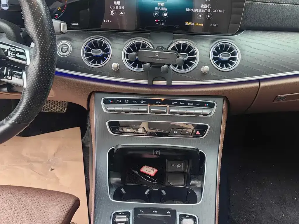 Mercedes-Benz E-Class 2022 из CN, фото 3