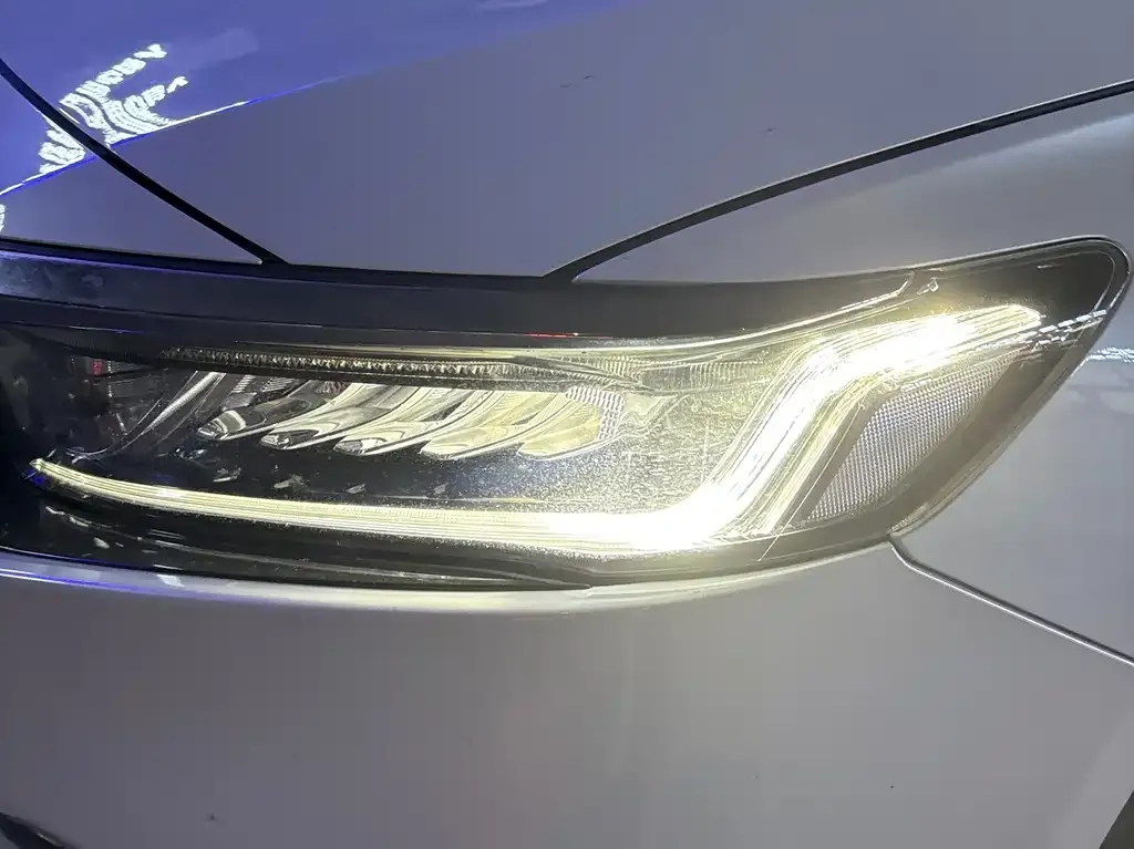 Honda Accord — фото 4