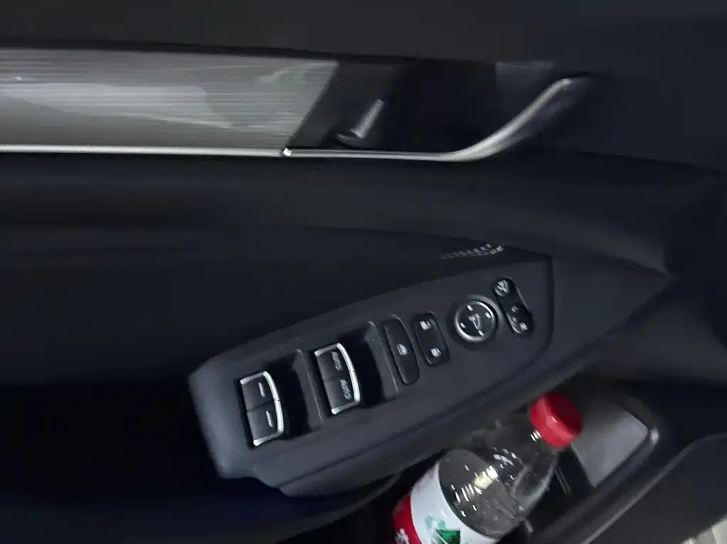 Honda Accord — фото 9