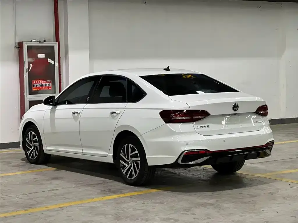 Volkswagen Lavida 2023 из CN, фото 7