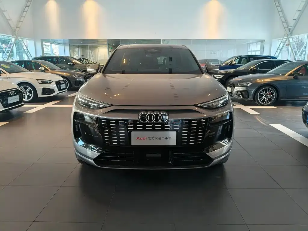 Audi Q6L e-tron — фото 5