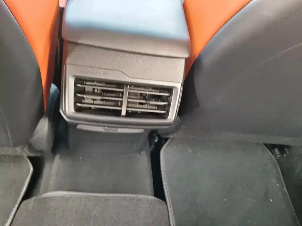 Changan UNI-V 2024 из CN, фото 4