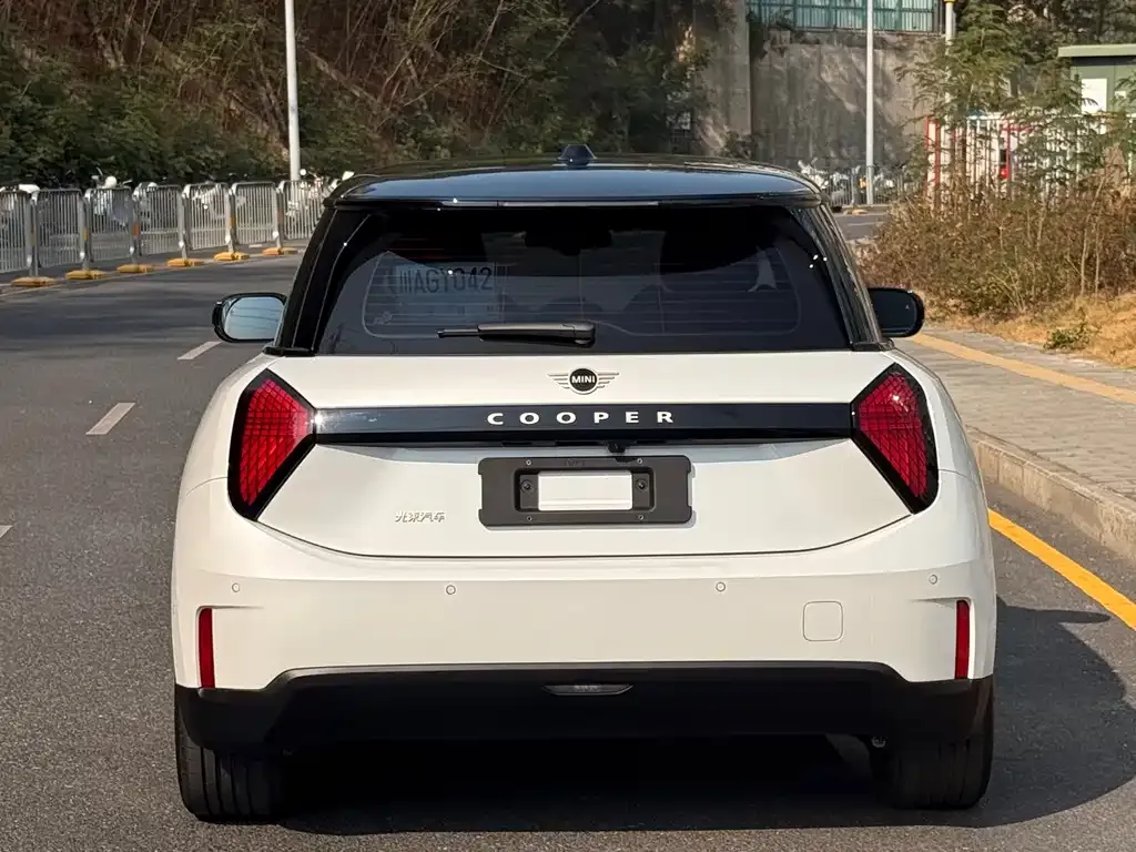 MINI Cooper EV 2025 из CN, фото 8