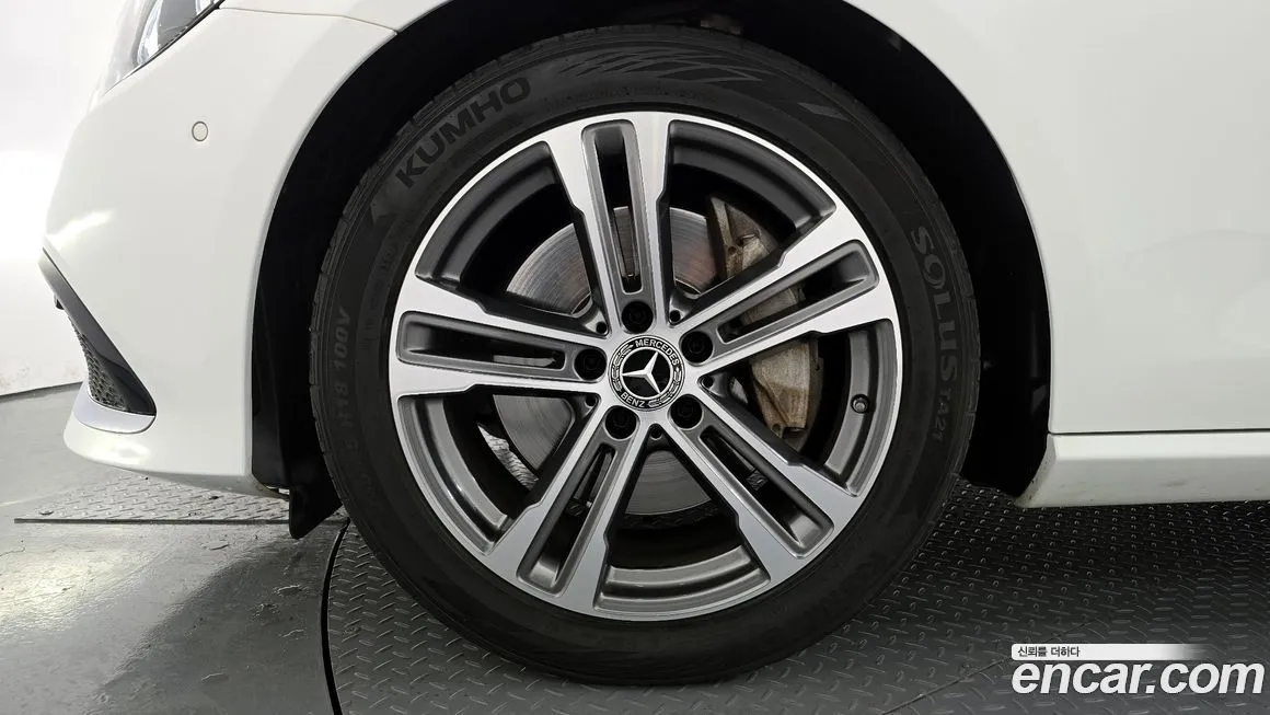 Mercedes-Benz E-Class 2021 из KR, фото 9