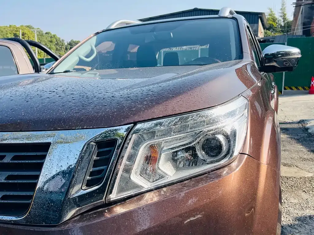 Nissan Navara 2021 из CN, фото 10