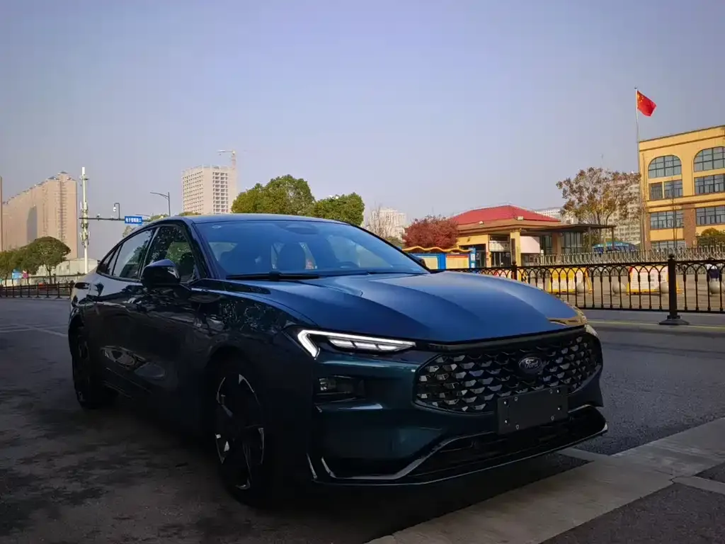 Ford Mondeo 2023 из CN, фото 6