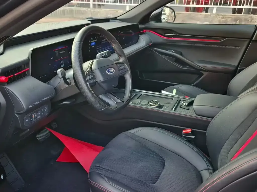 Ford Mondeo 2023 из CN, фото 3
