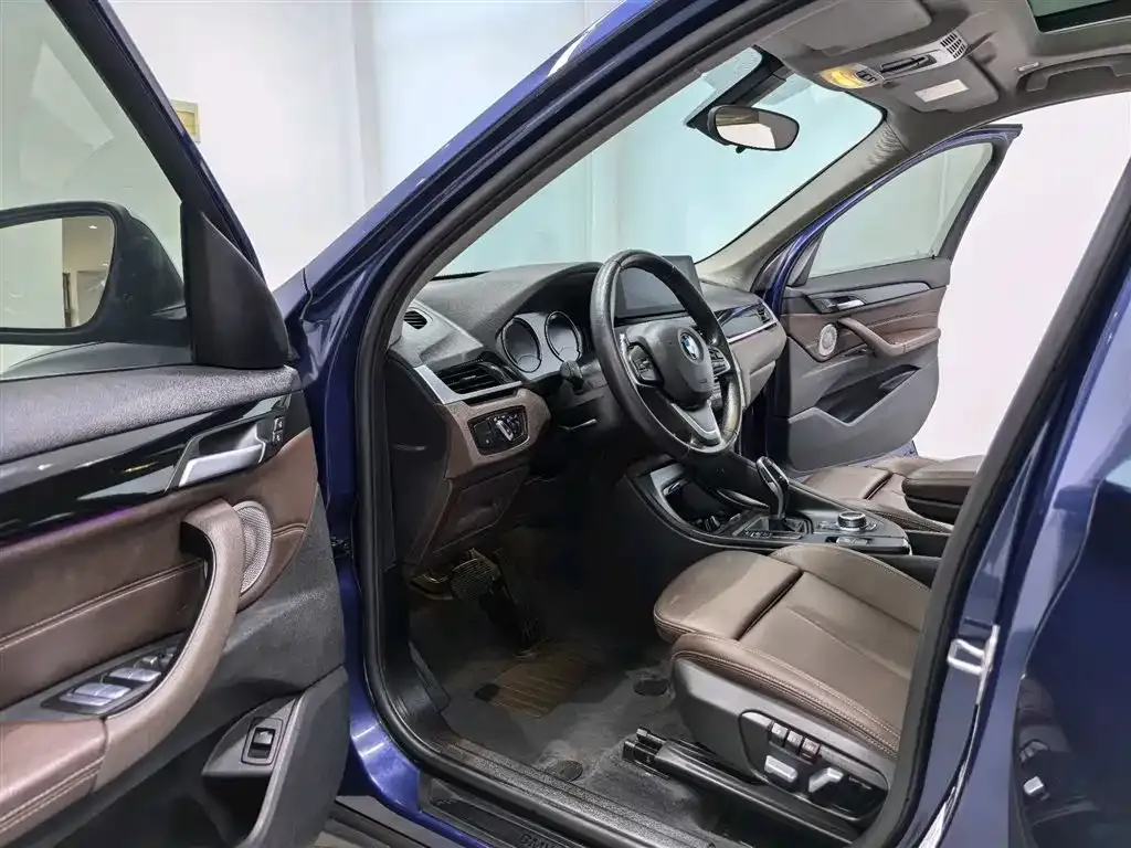 BMW X1 2022 из CN, фото 3