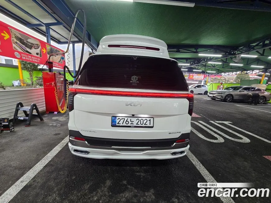 Kia Carnival — фото 10