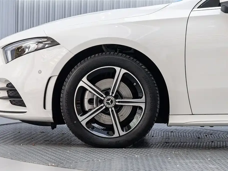 Mercedes-Benz A-Class 2023 из CN, фото 3