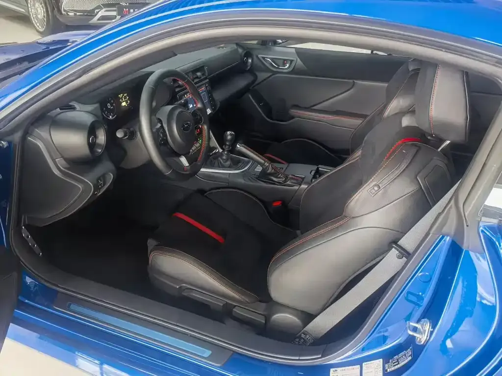 Subaru BRZ 2022 из CN, фото 5
