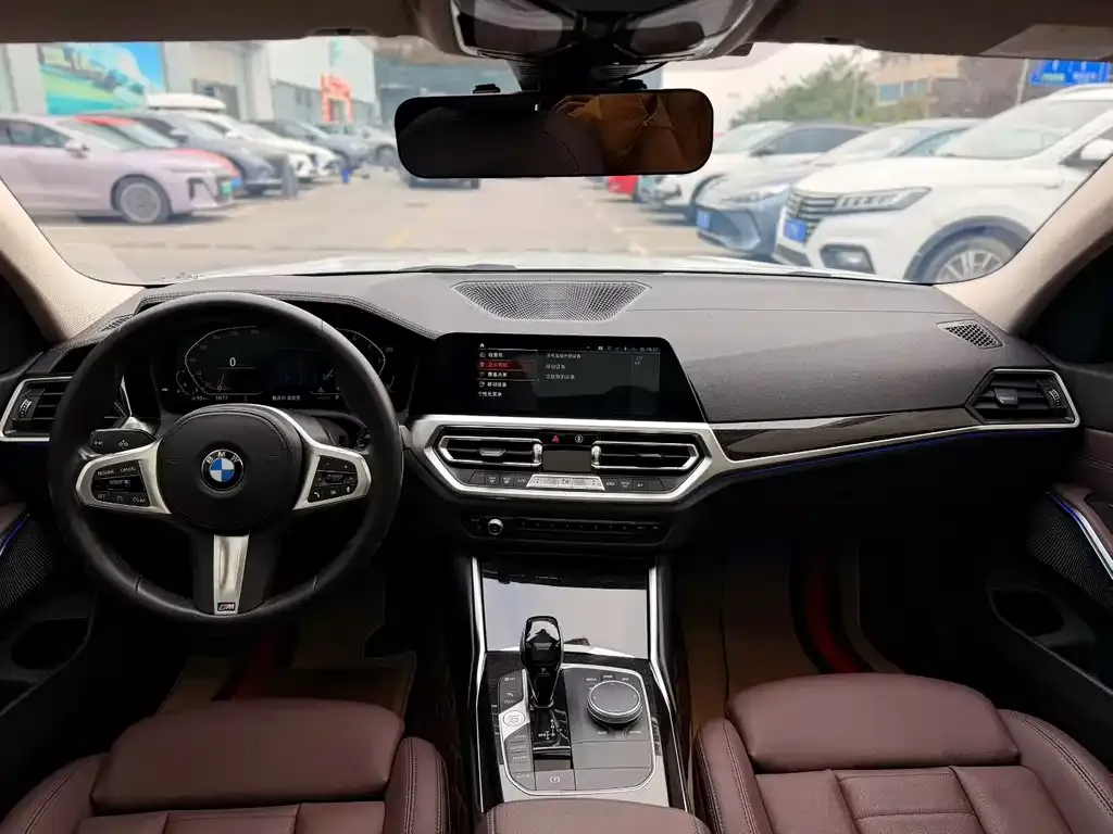 BMW 3 Series 2021 из CN, фото 6