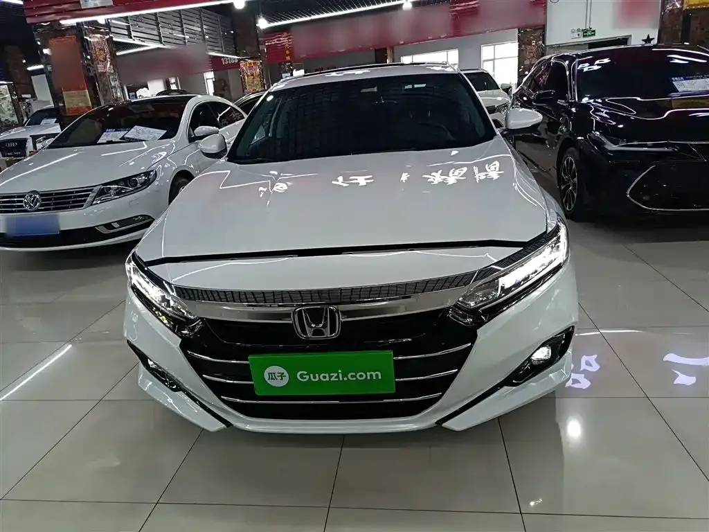 Honda Accord — фото 10