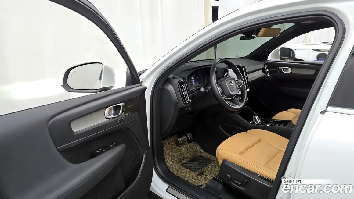 Volvo XC40 2021 из KR, фото 2