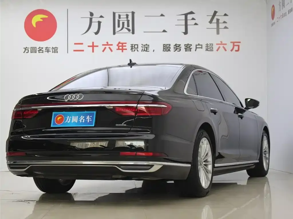 Audi A8 2021 из CN, фото 4