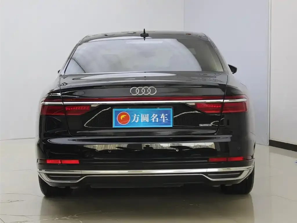 Audi A8 2021 из CN, фото 2