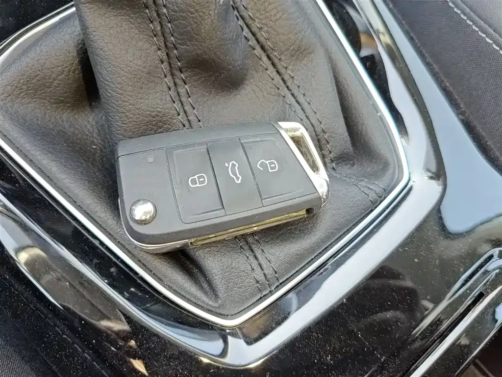 Volkswagen Tharu 2024 из CN, фото 5