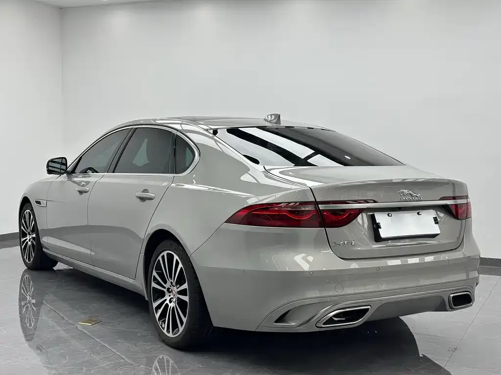 Jaguar XFL 2023 из CN, фото 10