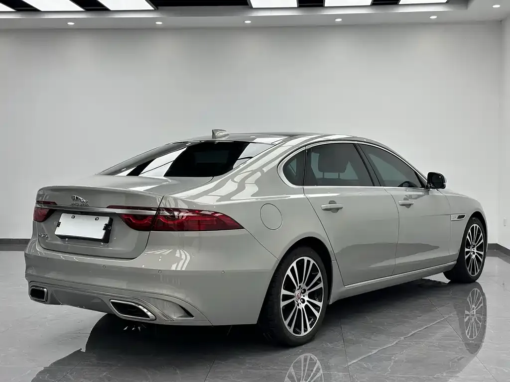 Jaguar XFL 2023 из CN, фото 6