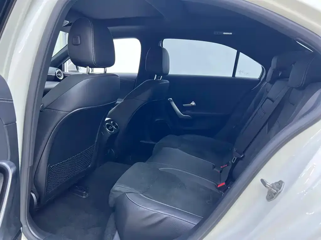 Mercedes-Benz A-Class 2021 из CN, фото 5