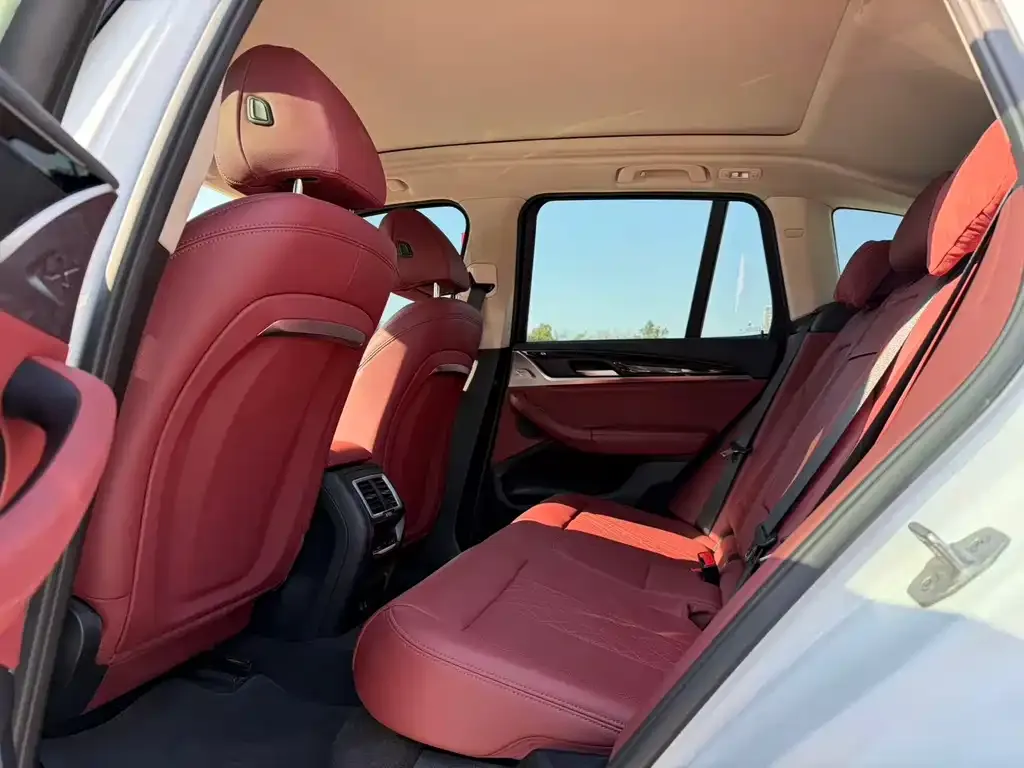 BMW iX3 2024 из CN, фото 6