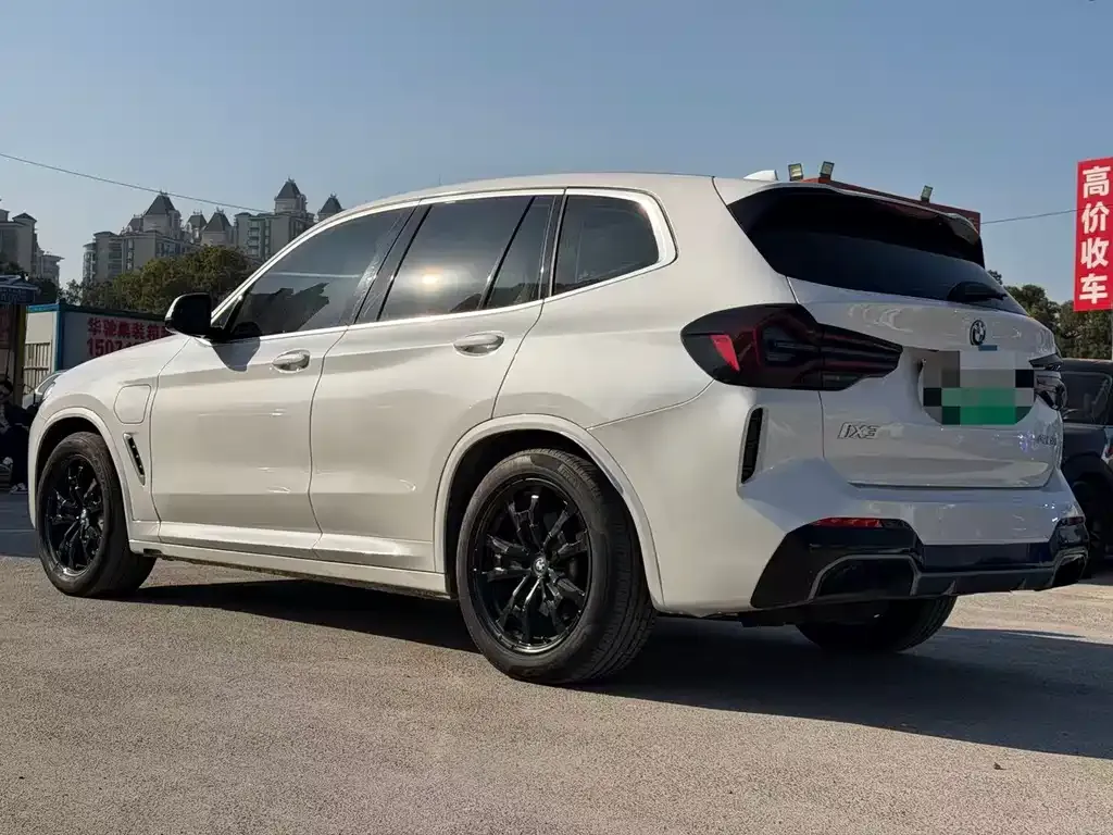 BMW iX3 2024 из CN, фото 9
