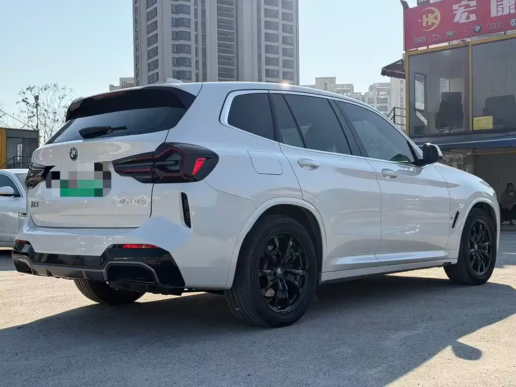 BMW iX3 2024 из CN, фото 4