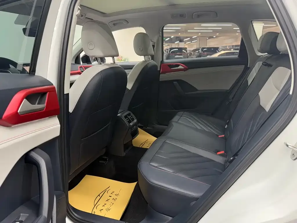 Volkswagen Tharu 2023 из CN, фото 10
