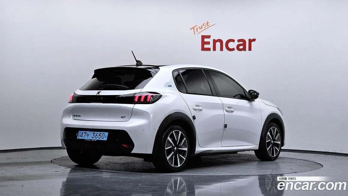 Peugeot 208 2021 из KR, фото 4