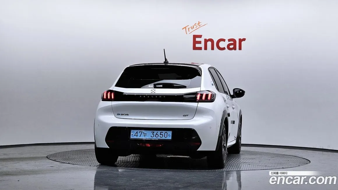 Peugeot 208 2021 из KR, фото 2