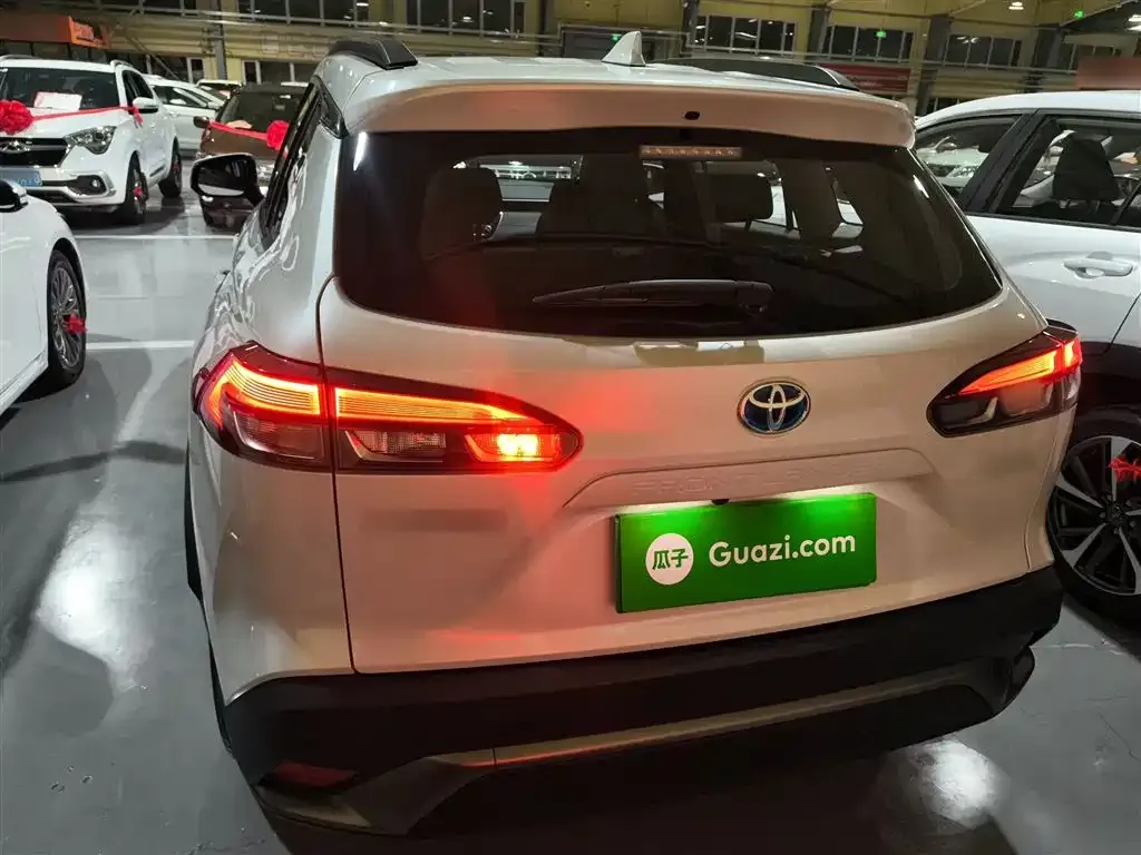 Toyota Frontlander 2023 из CN, фото 10