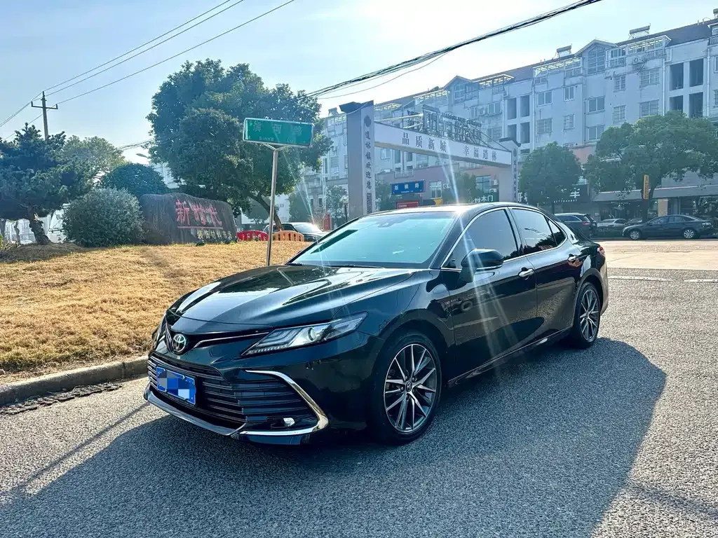 Toyota Camry 2022 из CN, фото 1