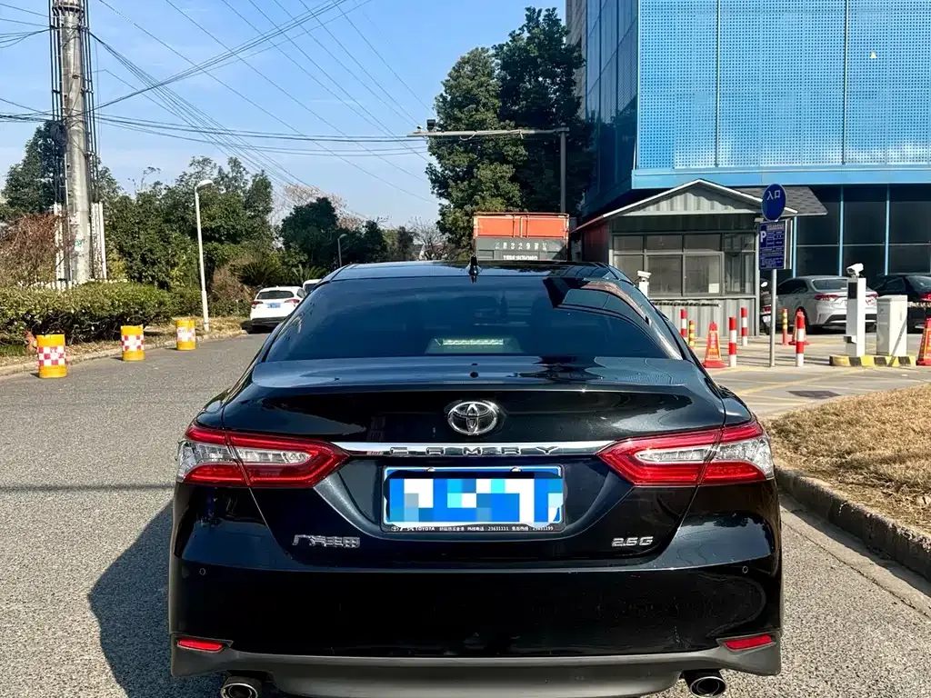Toyota Camry 2022 из CN, фото 4
