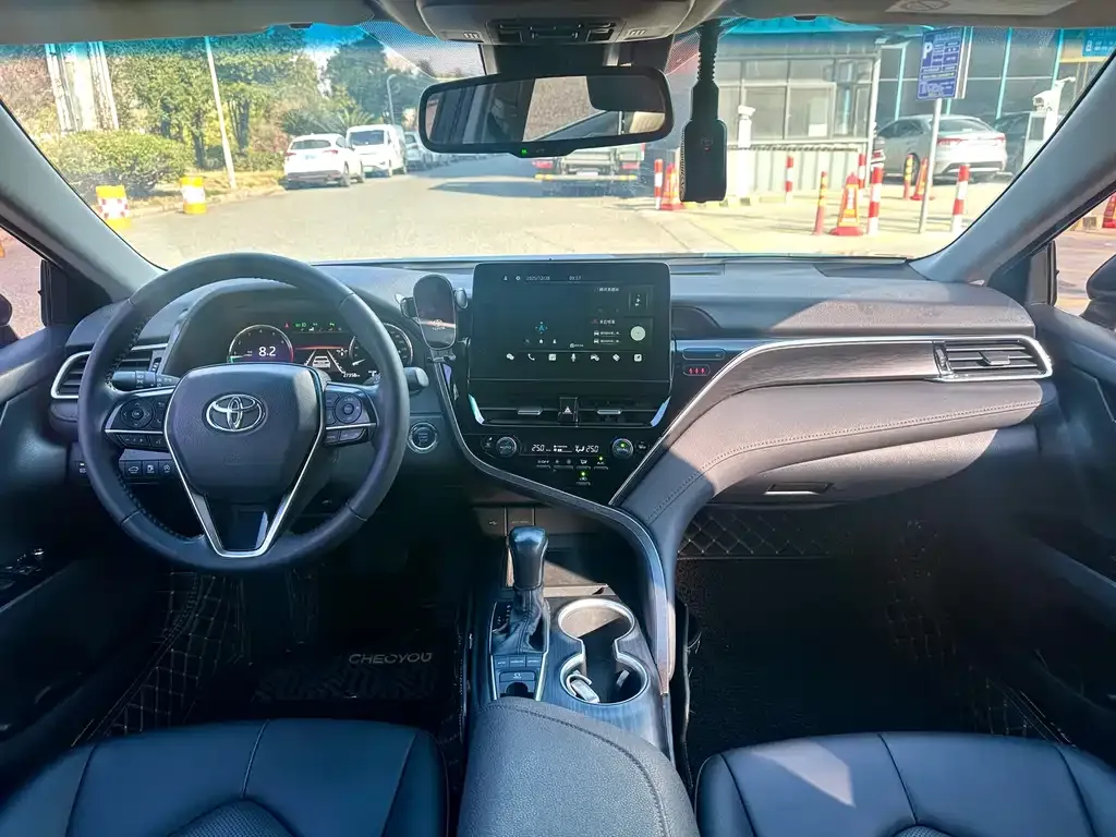 Toyota Camry 2022 из CN, фото 3