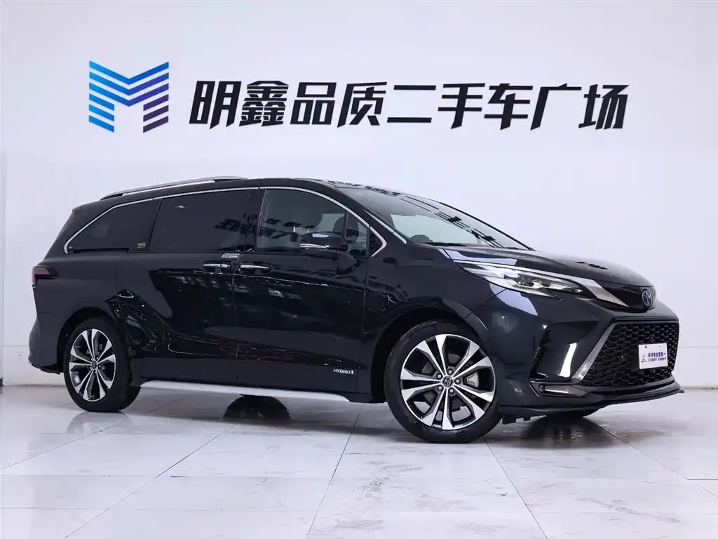 Toyota Granvia 2023 из CN, фото 8