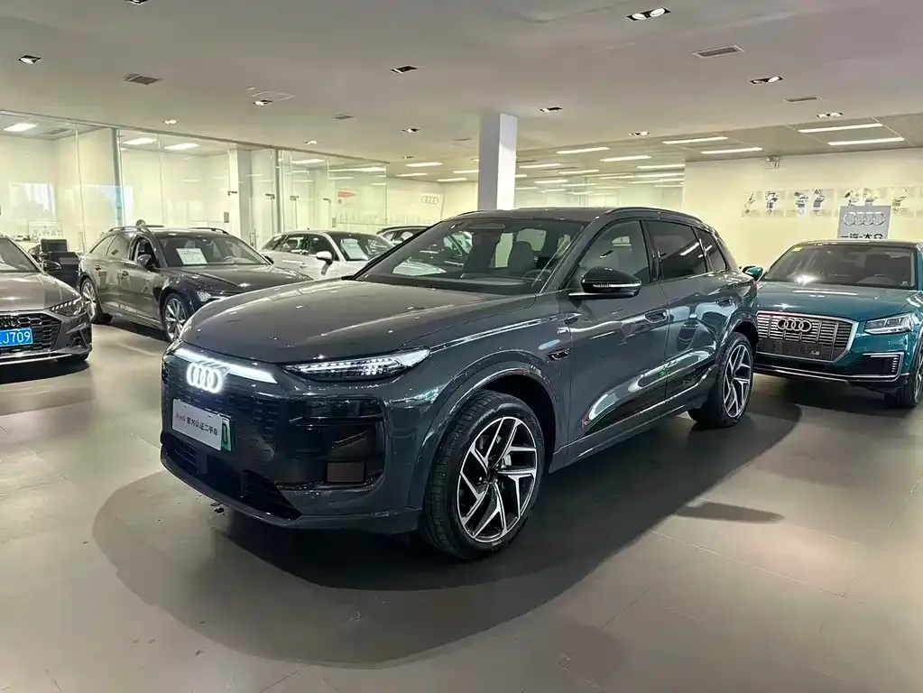 Audi Q6L e-tron 2025 из CN, фото 1