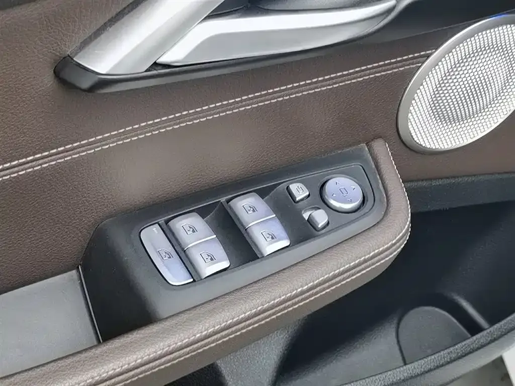 BMW 1 Series — фото 10