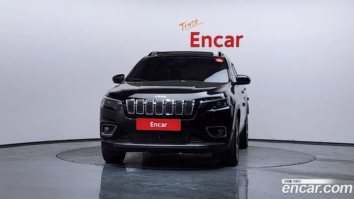 Jeep Cherokee — фото 8
