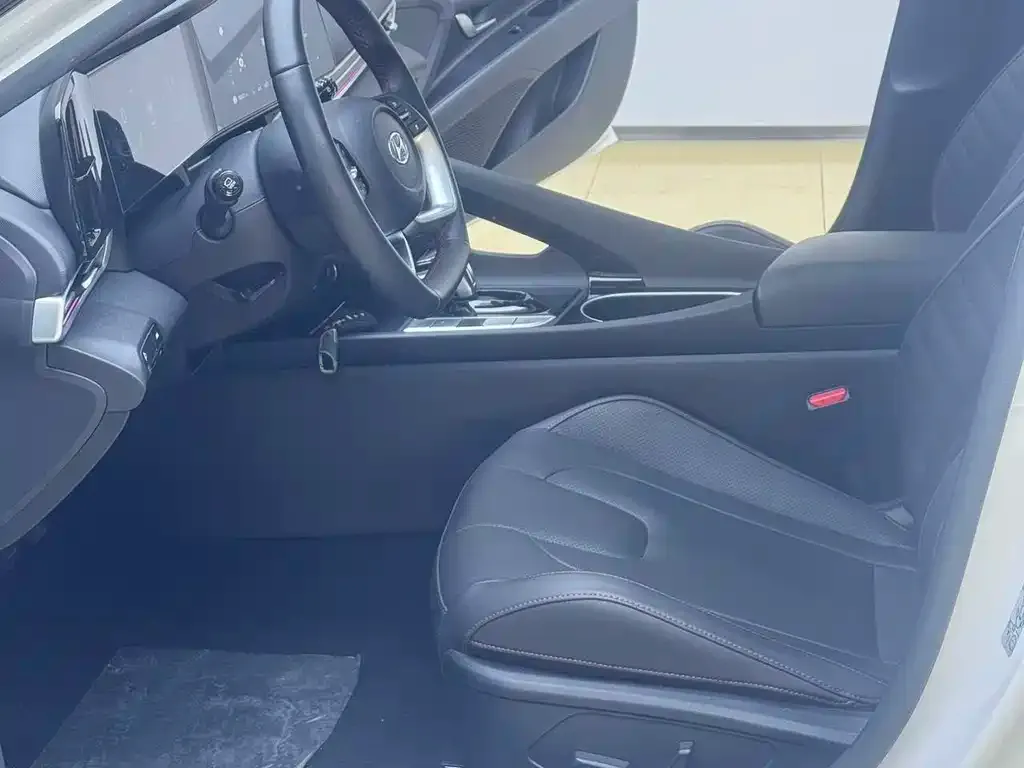 Hyundai Elantra 2022 из CN, фото 4