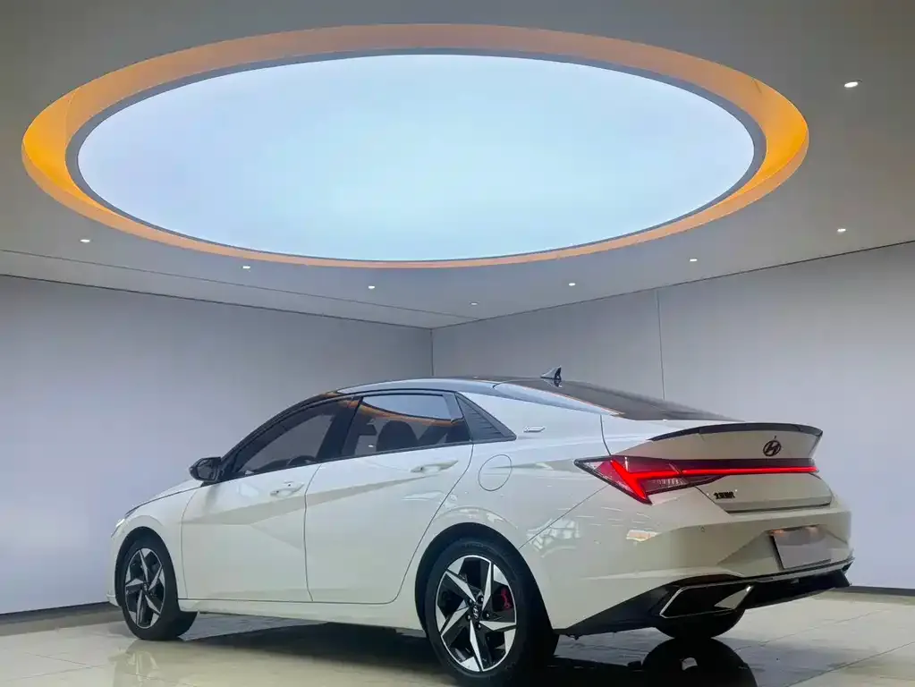 Hyundai Elantra 2022 из CN, фото 6