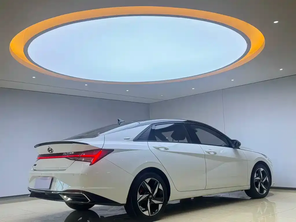 Hyundai Elantra 2022 из CN, фото 7