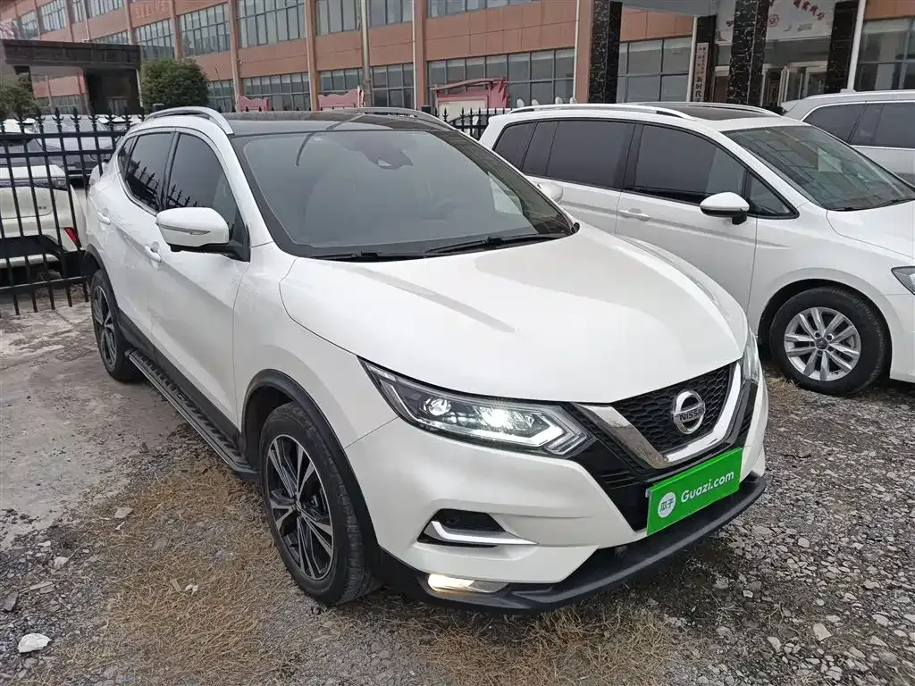 Nissan Qashqai — фото 3