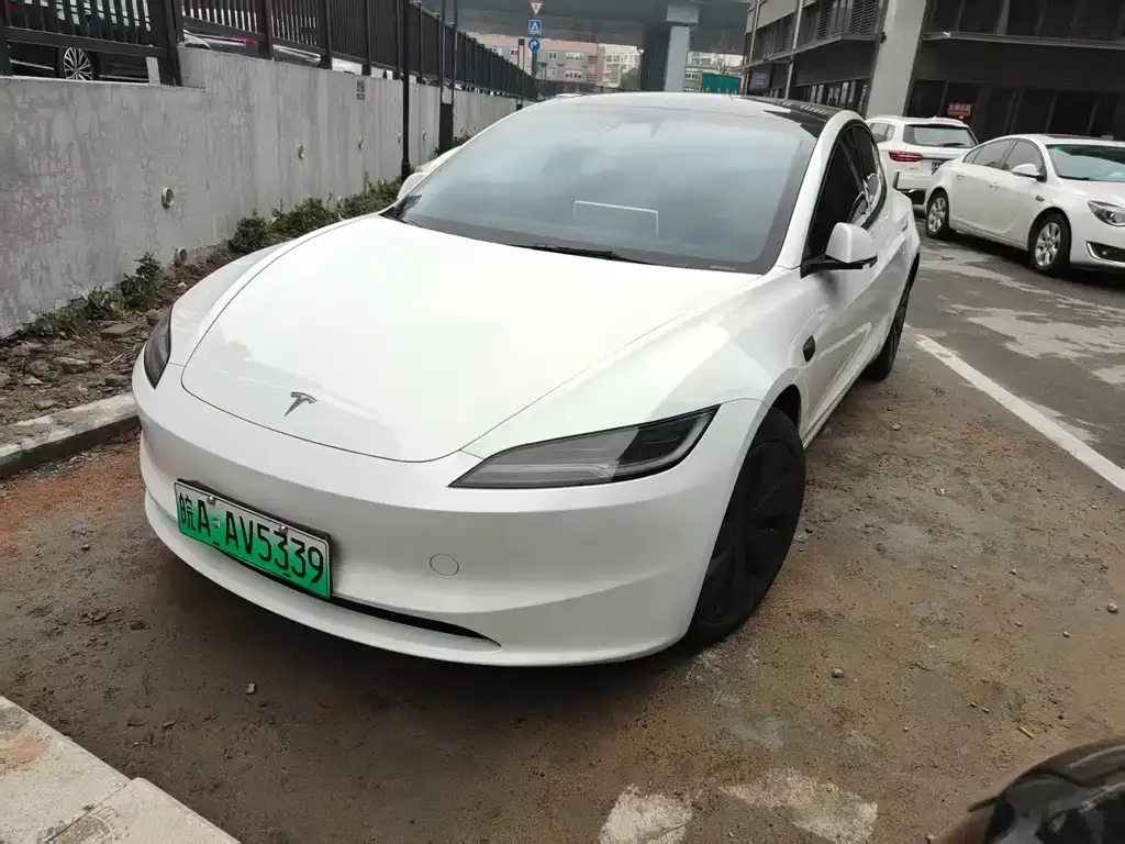 Tesla Model 3 2025 из CN, фото 1